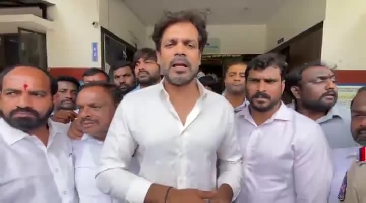 మూసీ బాధితులు లేకుండా పబ్లిక్ హియరింగ్ ఎలా: కార్తీక్ రెడ్డి