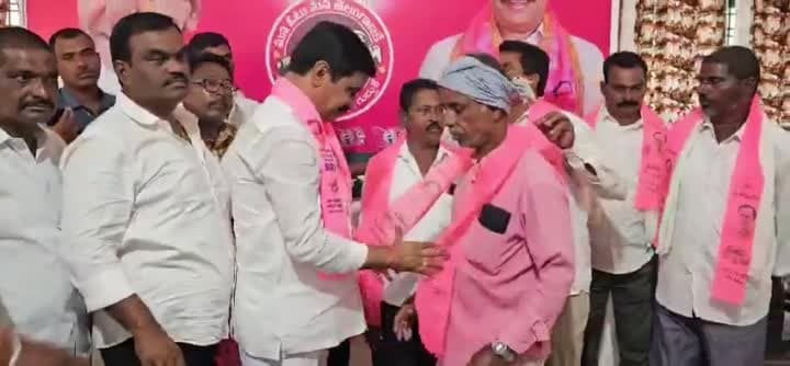 బాల్కొండలో బీఆర్ఎస్‌లో చేరిన 100 మంది - Udayam