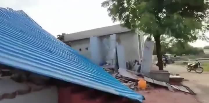 కులాంతర వివాహం.. ఇంటి కూల్చివేత