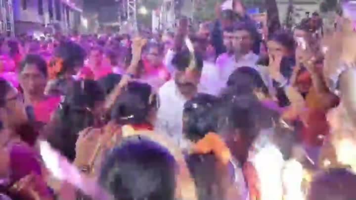 సద్దుల బతుకమ్మలో ముంబై సాంగ్‌ సందడి