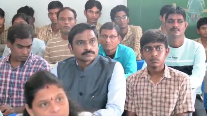 కలెక్టర్‌గా కాదు, తండ్రిగా వచ్చా.
