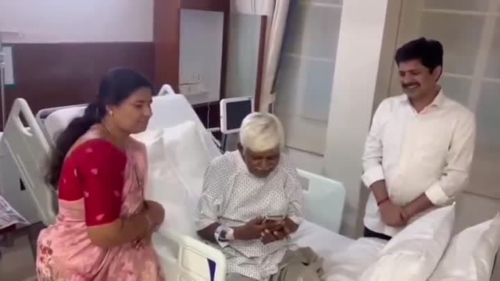 తిరుపతి ఎంపీ తండ్రికి జగన్ పరామర్శ