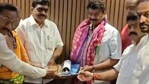 తలసానికి బోనాల ఆహ్వానం