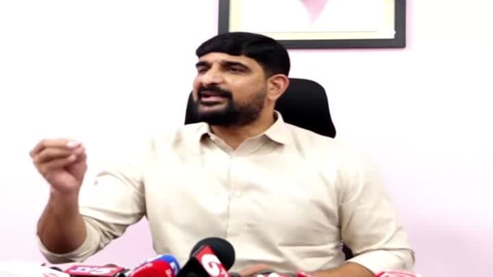 సమస్యలు ఉంటే రేవంత్ రెడ్డి దగ్గరికి పోవడం లేదు: పాడి కౌశిక్ రెడ్డి