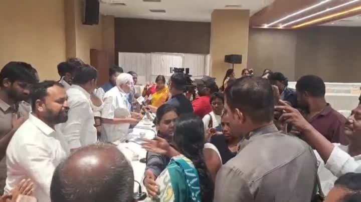 ఉద్యమకారుల గుర్తింపు కమిటీలో రగడ