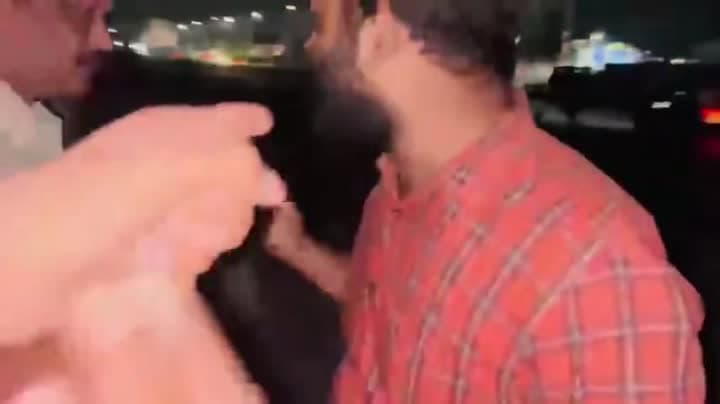 మద్యం మత్తులో దాబాలో ప్రభుత్వ అధికారుల హంగామా