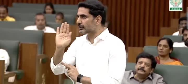 రిజర్వేషన్లపై ఎక్కడైనా చర్చకు సిద్ధం: లోకేశ్