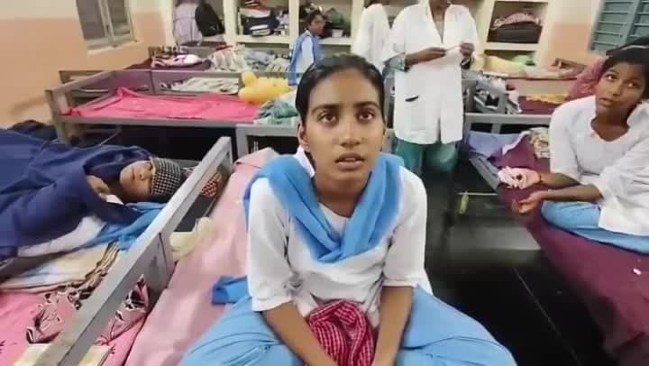 బాలికల గురుకులంలో 52 మంది విద్యార్థినులు అస్వస్థత