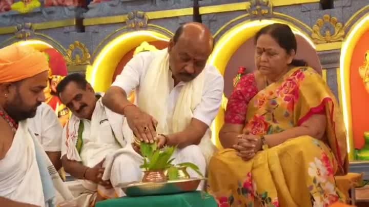 నర్సీపట్నంలో ఘనంగా వరుణ యాగం