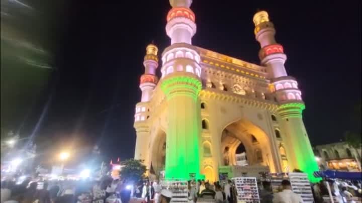 త్రివర్ణ విద్యుత్‌ కాంతులతో మెరిసిన హైదరాబాద్‌
