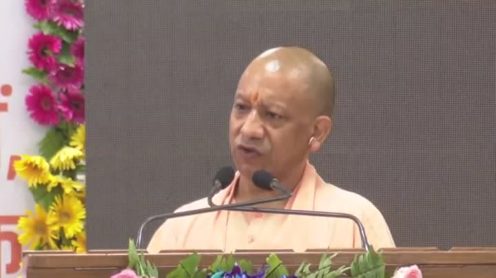భారత్ ట్యాక్సీ దేశ ప్రజల గర్వం: యోగి