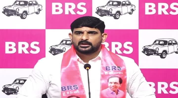 నిమజ్జనానికి నీళ్లు ఇవ్వలేని కాంగ్రెస్‌ ప్రభుత్వం: కౌశిక్ రెడ్డి