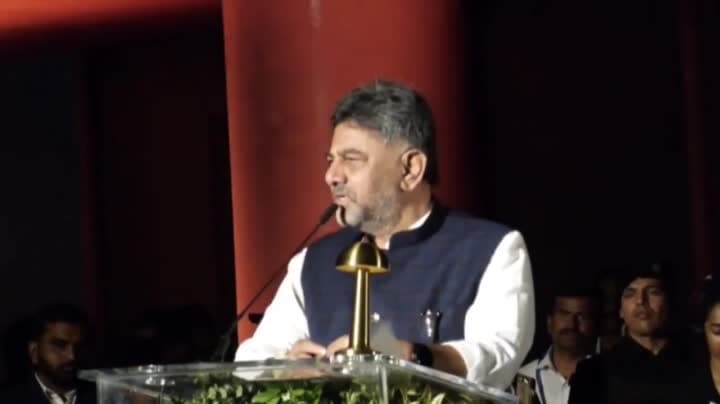 హైదరాబాద్‌ అభివృద్ధికి చంద్రబాబు కృషి: డీకే