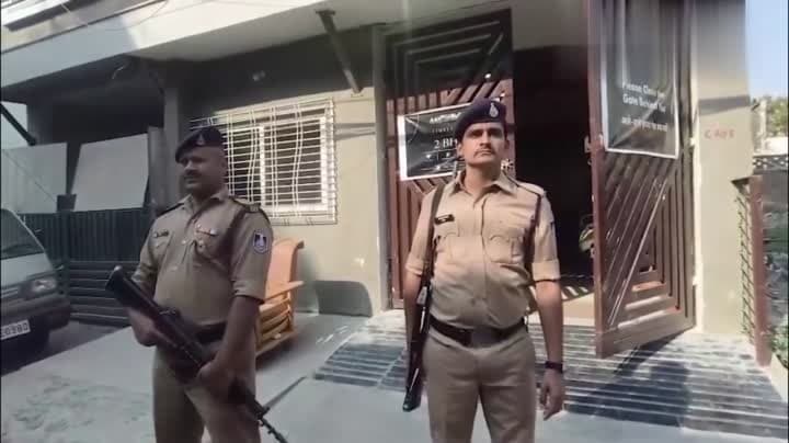 హెడ్ కానిస్టేబుల్ ఇంట్లో కోట్ల అక్రమాస్తులు
