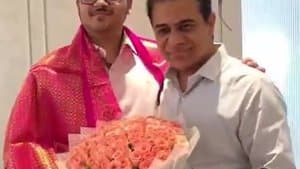 జేఈఈలో సత్తా చాటిన వివన్: కేటీఆర్ అభినందనలు