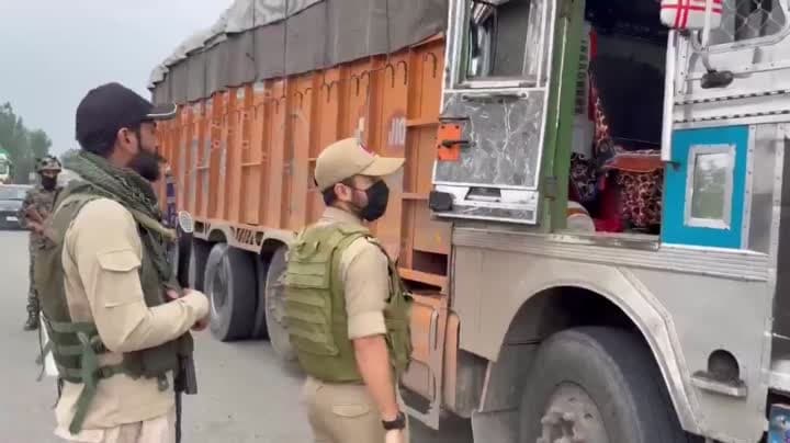 జమ్మూ-శ్రీనగర్ హైవేపై భద్రత కట్టుదిట్టం