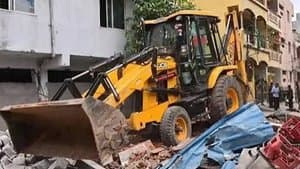హైడ్రా భారీ కూల్చివేతలు.