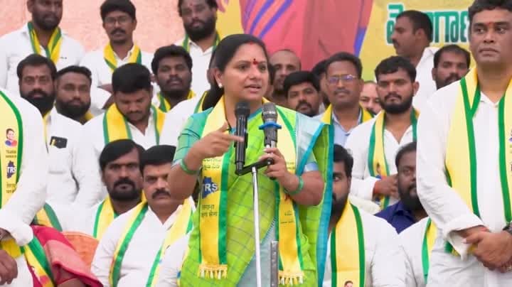 ప్రతి డివిజన్‌లో 24 గంటల ఆస్పత్రి ఉండాలి: కవిత