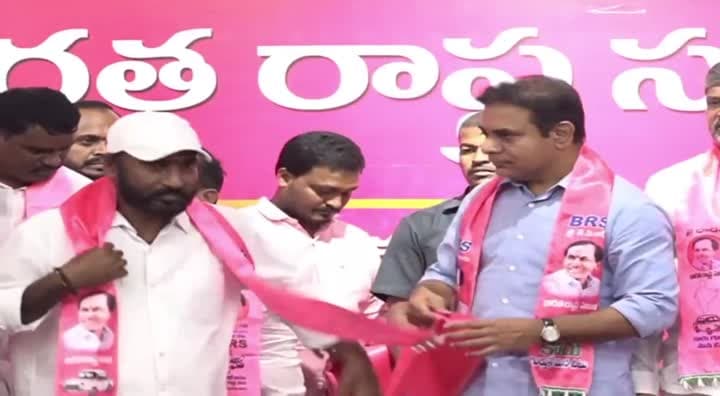 బీజేపీ, కాంగ్రెస్ నుంచి బీఆర్‌ఎస్‌లోకి చేరికలు