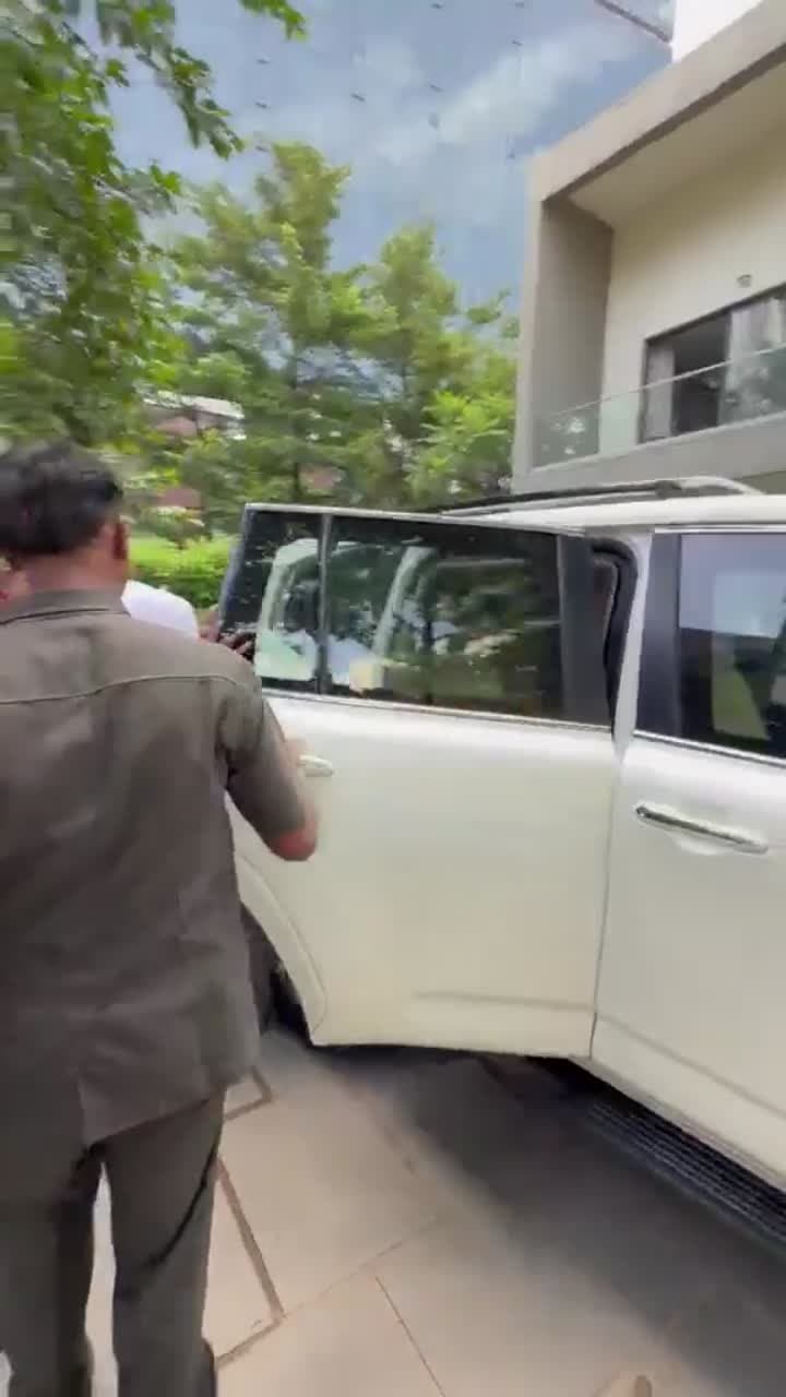 నల్లబెల్లికి బయలుదేరిన కేటీఆర్, హరీష్ రావు