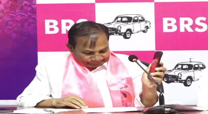 రేవంత్ వ్యాఖ్యలపై మాణిక్ రావు విమర్శలు