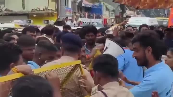 మహాకాళేశ్వర ఆలయంలో తొక్కిసలాట