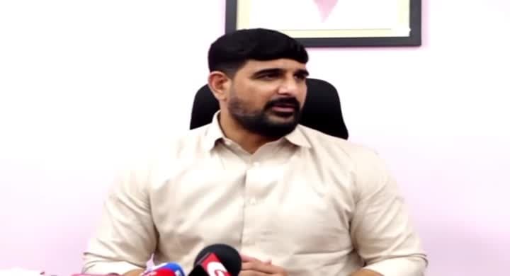 రేవంత్ రెడ్డి రిబ్బన్ కటింగ్ సీఎంగా మిగిలిపోతాడు: పాడి కౌశిక్ రెడ్డి