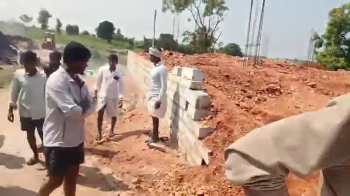 రూ.20 లక్షల నగదు బూడిదపాలు