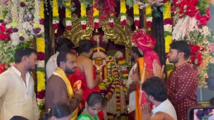 మహంకాళేశ్వర ఆలయంలో నిహారిక బంగారు బోనం