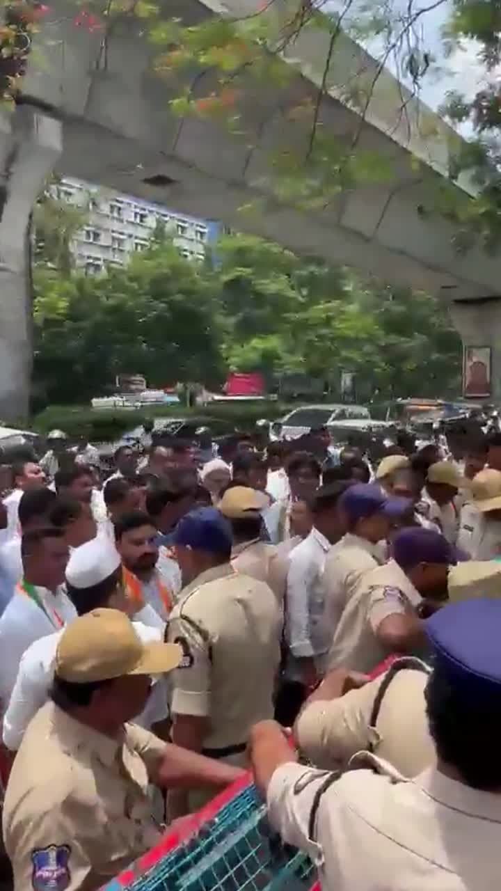ఆసిఫాబాద్ కాంగ్రెస్‌లో వర్గ విభేదాలు
