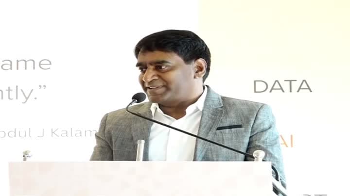 కేటీఆర్ స్ఫూర్తితో హైదరాబాద్‌లో కంపెనీ స్థాపించా: ప్రవీణ్ కోలా