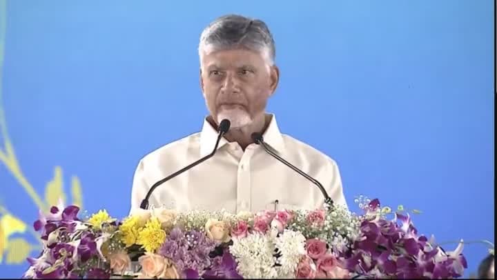 దేశమంతా అమరావతి గురించి మాట్లాడుతుంది: చంద్రబాబు