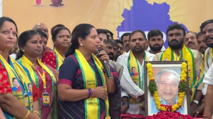 కాన్షీరాంకు భారతరత్న ఇవ్వాలి: తెలంగాణ రక్షణ సేన డిమాండ్