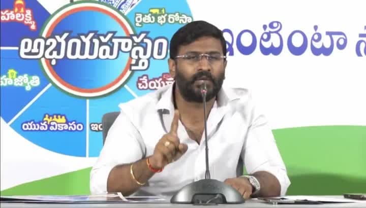 కేటీఆర్‌పై దళితులతో దాడి చేయిస్తాం:  కాంగ్రెస్ ఎమ్మెల్సీ