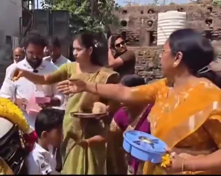 200 కూపన్‌తో రూ.50 లక్షల కారు గెలిచిన బాలుడు