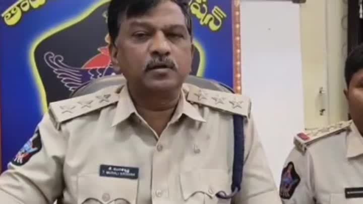 గోపి మృతిపై పోలీసుల దాడి ప్రచారం ఖండించిన డీఎస్పీ - Udayam