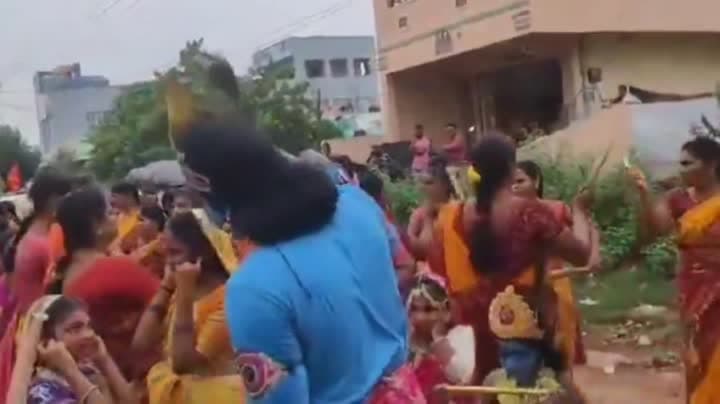 దాచేపల్లిలో వైభవంగా పల్లకీ సేవ - Udayam
