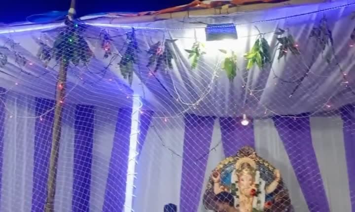 జగిత్యాల: వినాయకుడికి కోతుల కష్టాలు - Udayam