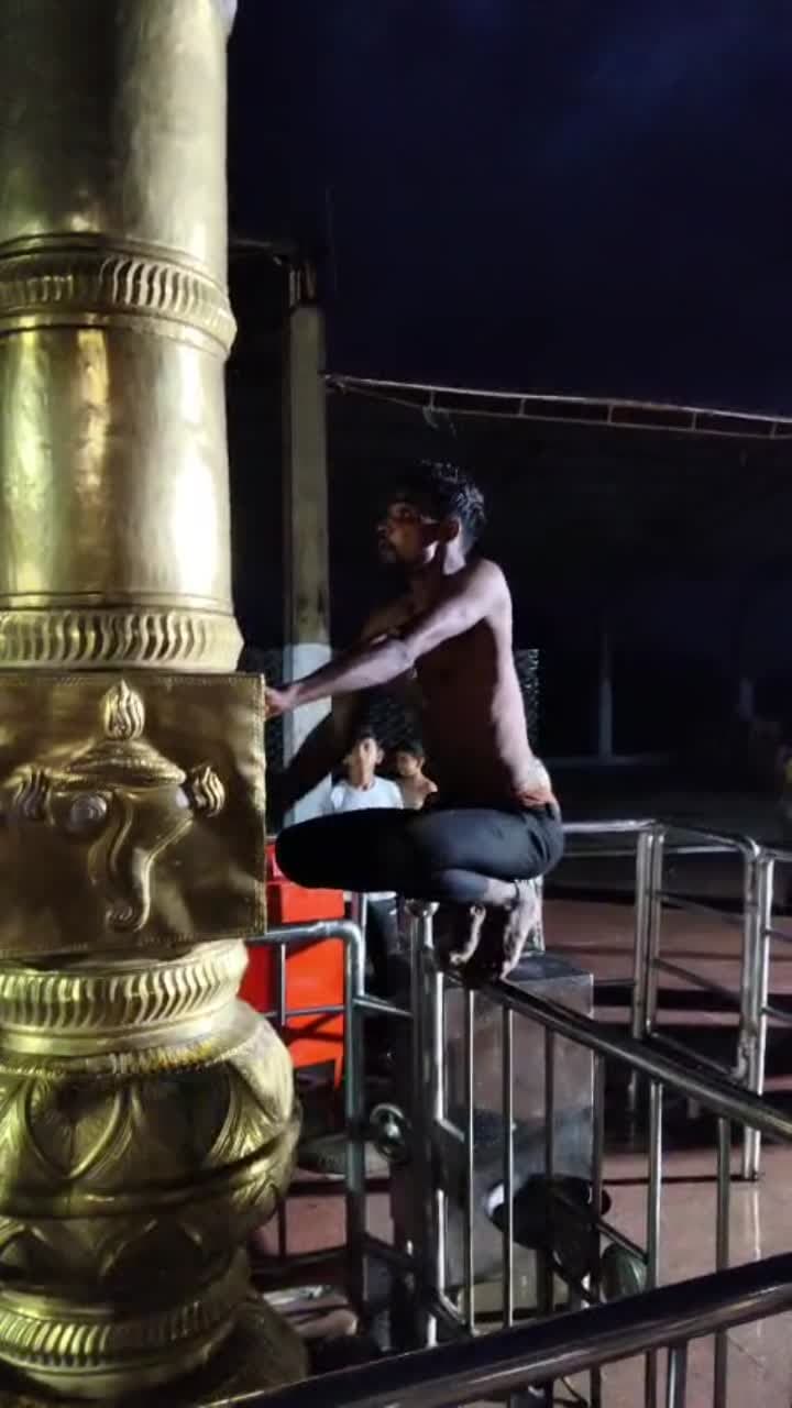 ఆదోని రణమండల క్షేత్రంలో యువకుడి వైరల్ వీడియో