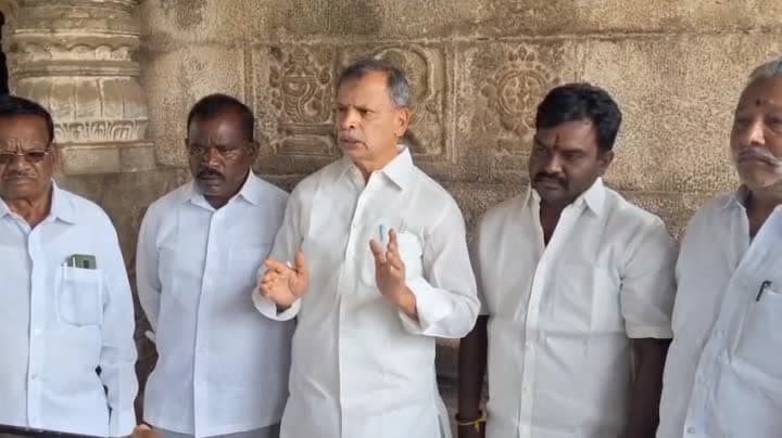 పీఎం, సీ ఎంలు పెంచిన పెట్రోల్, డీజిల్ ధరలు తగ్గించండి
