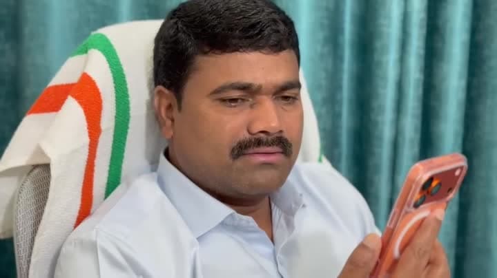 గొర్రెల కాపరికి ఎమ్మెల్యే భరోసా.. ప్రభుత్వ సహాయం అందిస్తామని భరోసా 