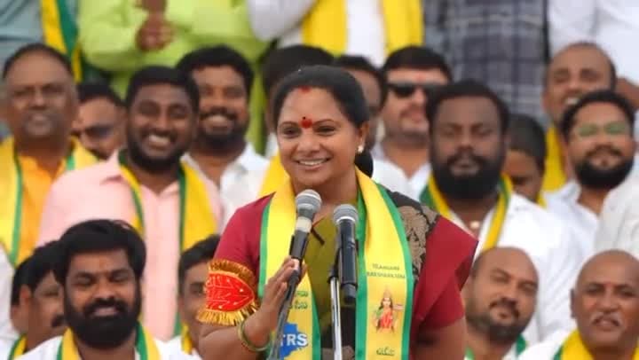 సీఎం రేవంత్ రెడ్డి పై .. కవిత ఇంట్రెస్టింగ్ కామెంట్స్