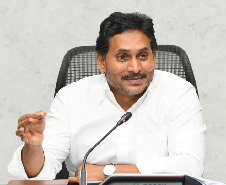 శ్రీశైలం నీటిని మళ్లించడంలో ప్రభుత్వం విఫలం