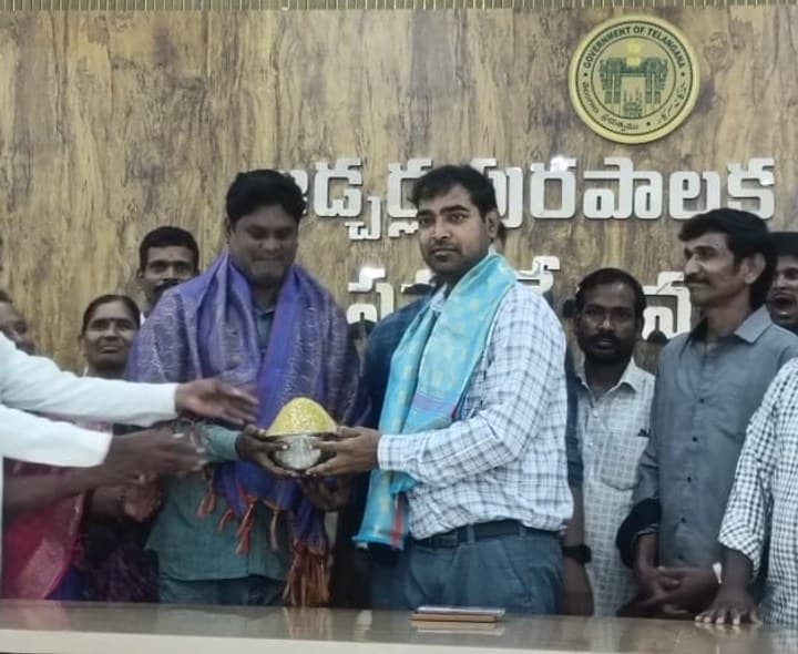 రూ.41 వేలకు వినాయకుడి లడ్డూ వేలం - Udayam