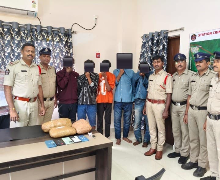 అరిలొవలో గంజాయి అక్రమ రవాణా