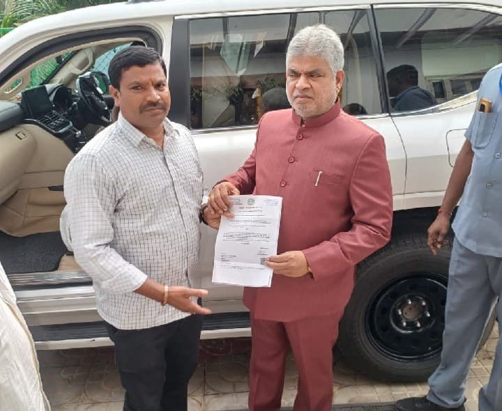ఎన్కేపల్లి వాసికి LOC మంజూరు చేసిన స్పీకర్  - Udayam