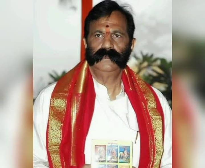 ర్యాలీలో మాజీ మంత్రికి అస్వస్థత - Udayam