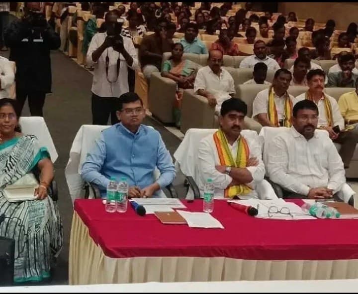 శ్రీకాకుళానికి రూ.325 కోట్ల అభివృద్ధి - Udayam