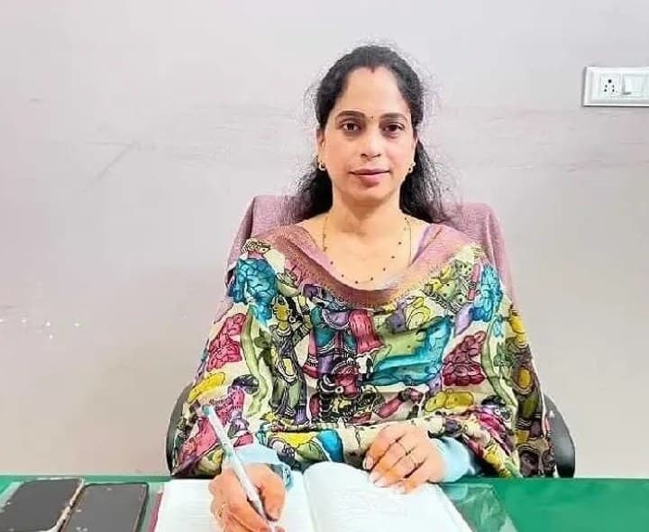 కుట్టు మిషన్ల దరఖాస్తు గడుపు పొడగింపు - Udayam