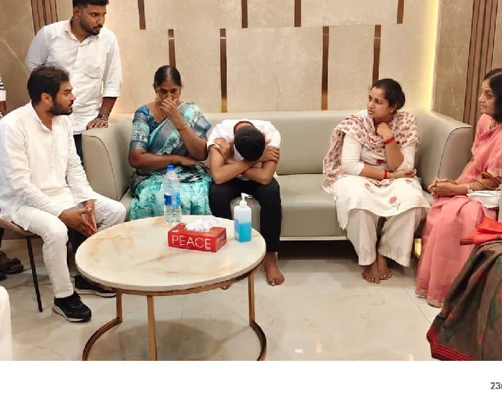 యశోద ఆస్పత్రిలో పెద్ది ని పరామర్శించిన డాక్టర్ బోడ అనిల్ కుమార్  - Udayam Digital